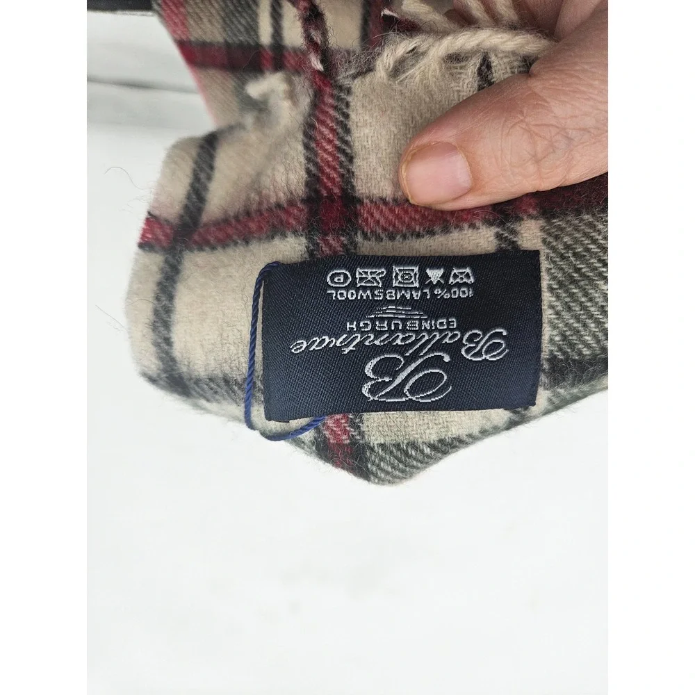 Ballantrae Edinburgh Lambswool‎ Scarf MacDuff Dress Tartan NWT